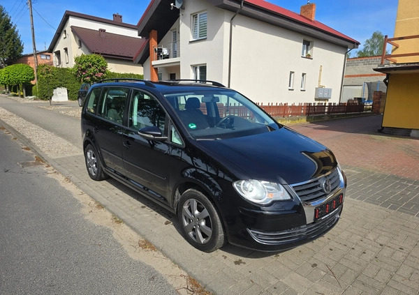 Volkswagen Touran cena 21600 przebieg: 226100, rok produkcji 2009 z Żory małe 232